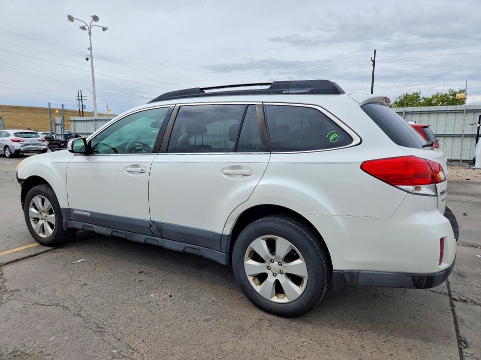 2010 Subaru Outback მანქანა იყიდება აუქციონზე, vin: 4S4BRBKC6A3331498, აუქციონის ნომერი: 69809796