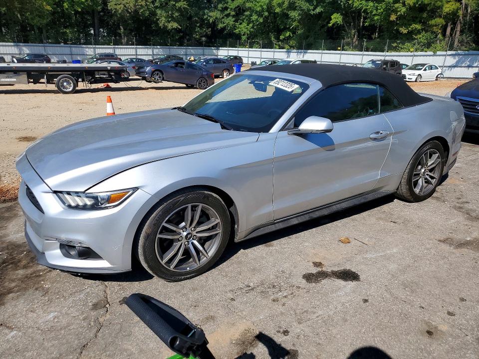 69212326 :رقم المزاد ، 1FATP8UH3F5382999 vin ، 2015 Ford Mustang مزاد بيع