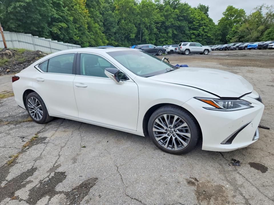2020 Lexus Es მანქანა იყიდება აუქციონზე, vin: 58ADZ1B11LU056081, აუქციონის ნომერი: 67147306