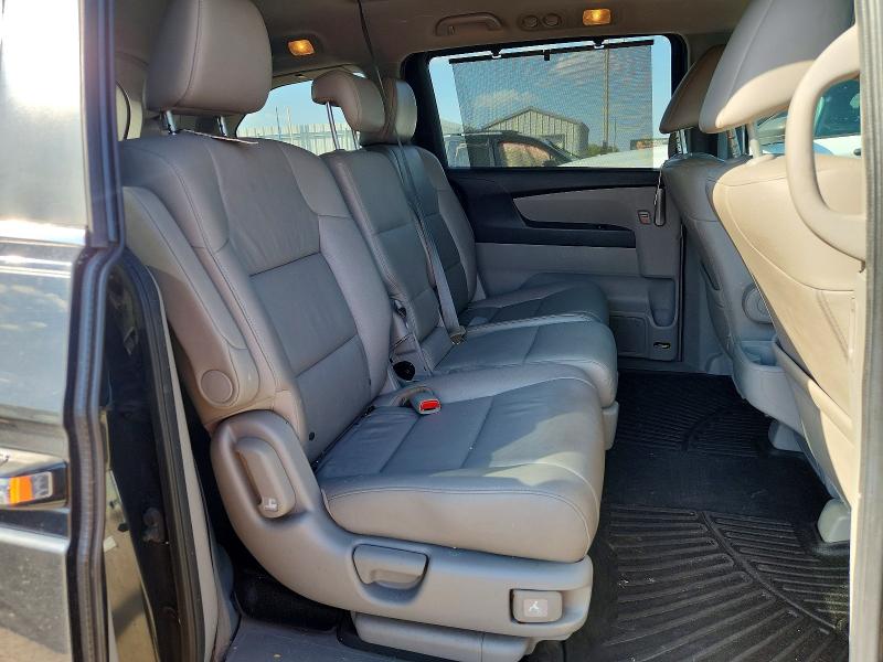 68027016 :رقم المزاد ، 5FNRL5H67DB028518 vin ، 2013 Honda Odyssey مزاد بيع