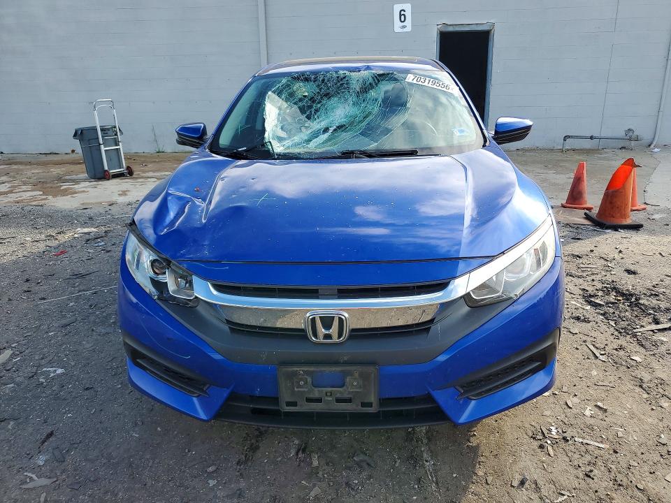 Продажа на аукционе авто 2018 Honda Civic, vin: 2HGFC2F78JH508328, номер лота: 70319556