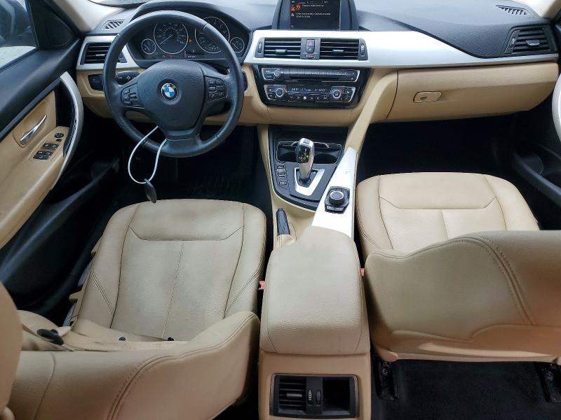 2017 Bmw 320 მანქანა იყიდება აუქციონზე, vin: WBA8A9C57HK619946, აუქციონის ნომერი: 70442696