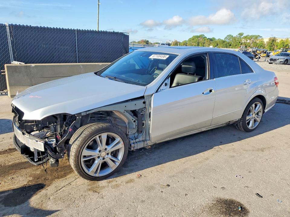 67189496 :رقم المزاد ، WDDHF5KB1DA721690 vin ، 2013 Mercedes-benz E مزاد بيع