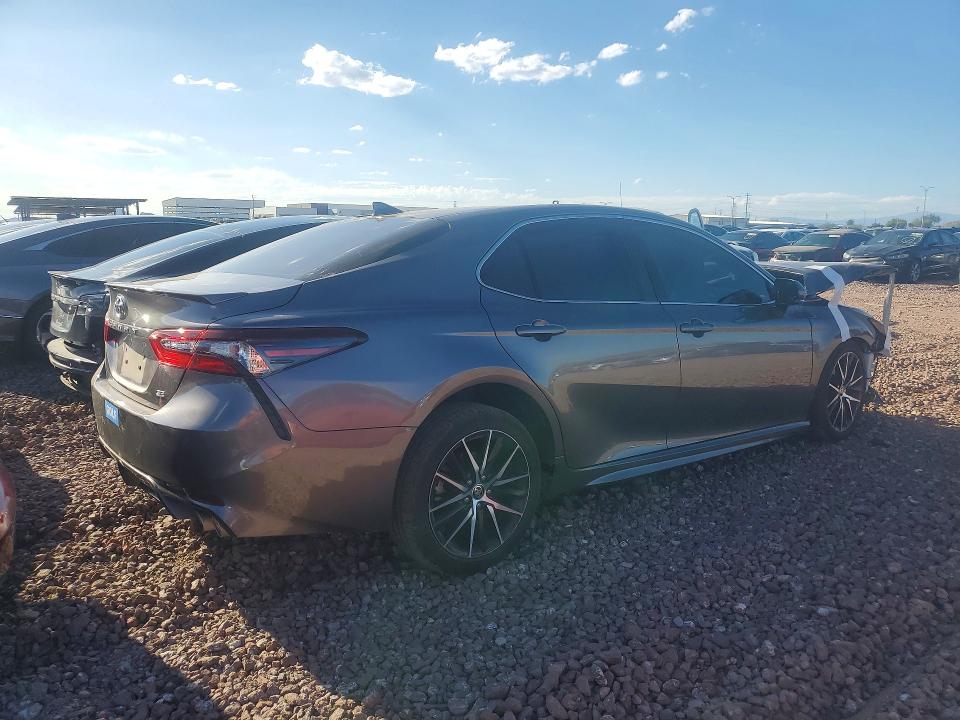 Продажа на аукционе авто 2022 Toyota Camry, vin: 4T1S11AK8NU055142, номер лота: 69808456