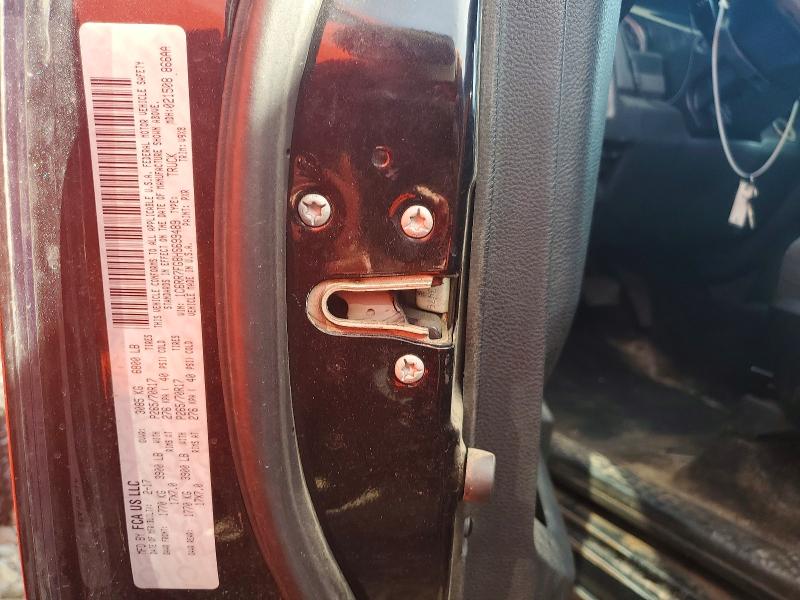 69232796 :رقم المزاد ، 1C6RR7FG8HS699489 vin ، 2017 Ram 1500 مزاد بيع