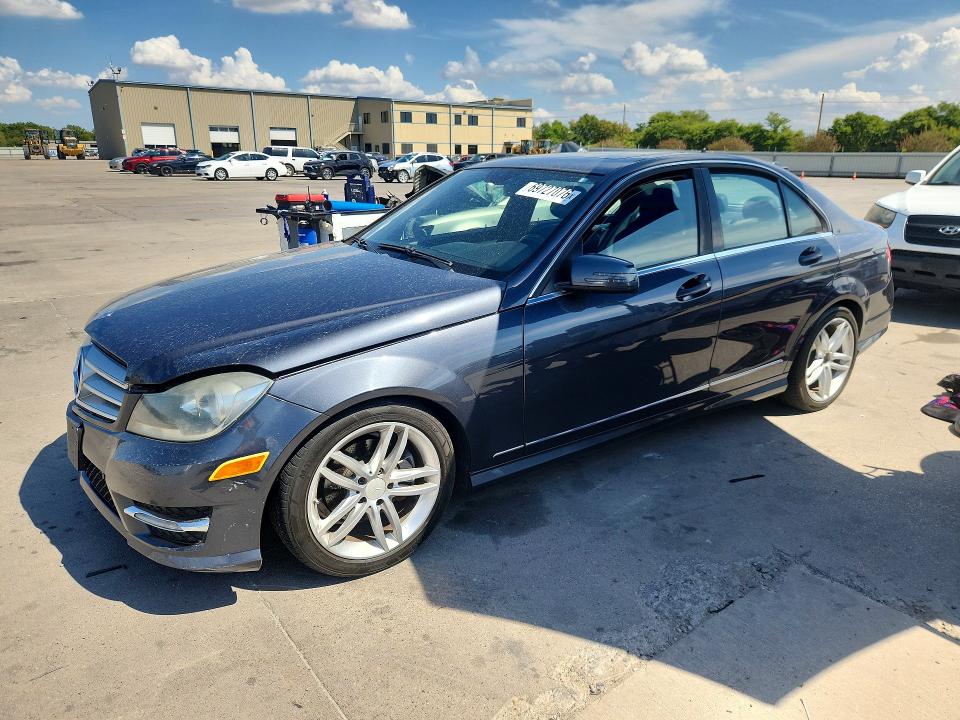 69727076 :رقم المزاد ، WDDGF4HB2DR265973 vin ، 2013 Mercedes-benz C مزاد بيع