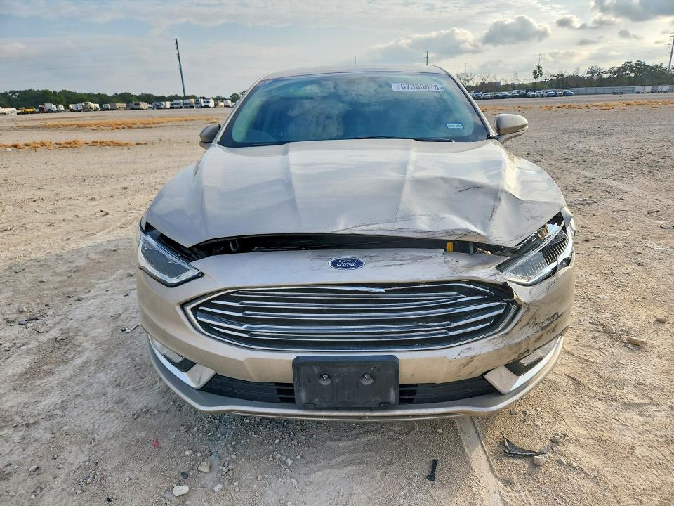67380676 :رقم المزاد ، 3FA6P0H99HR407230 vin ، 2017 Ford Fusion مزاد بيع