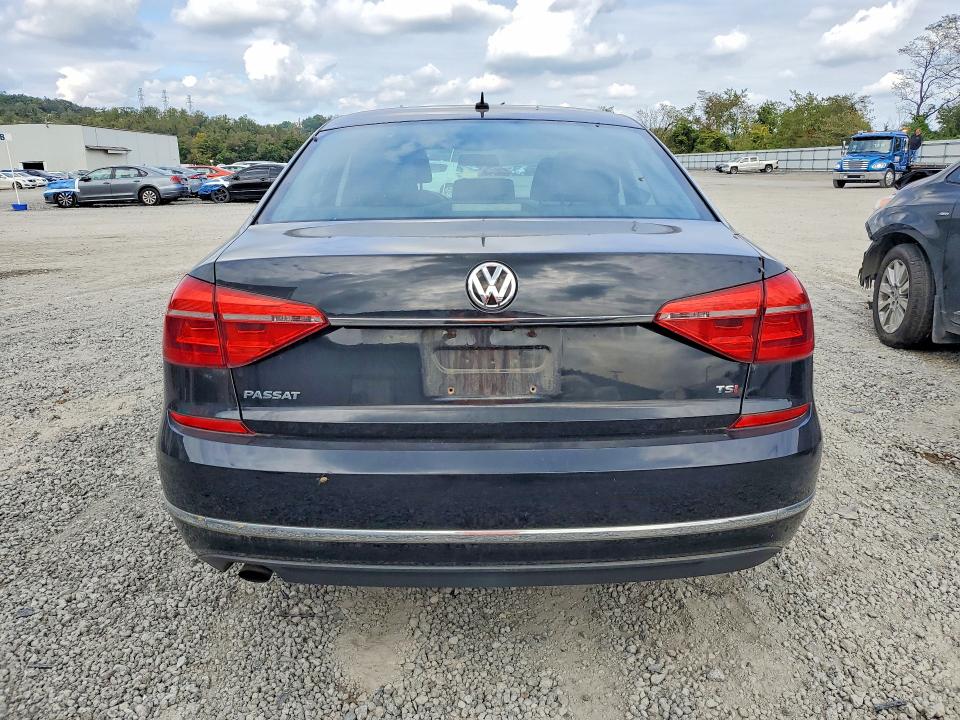 2016 Volkswagen Passat მანქანა იყიდება აუქციონზე, vin: 1VWAT7A30GC067118, აუქციონის ნომერი: 70881606