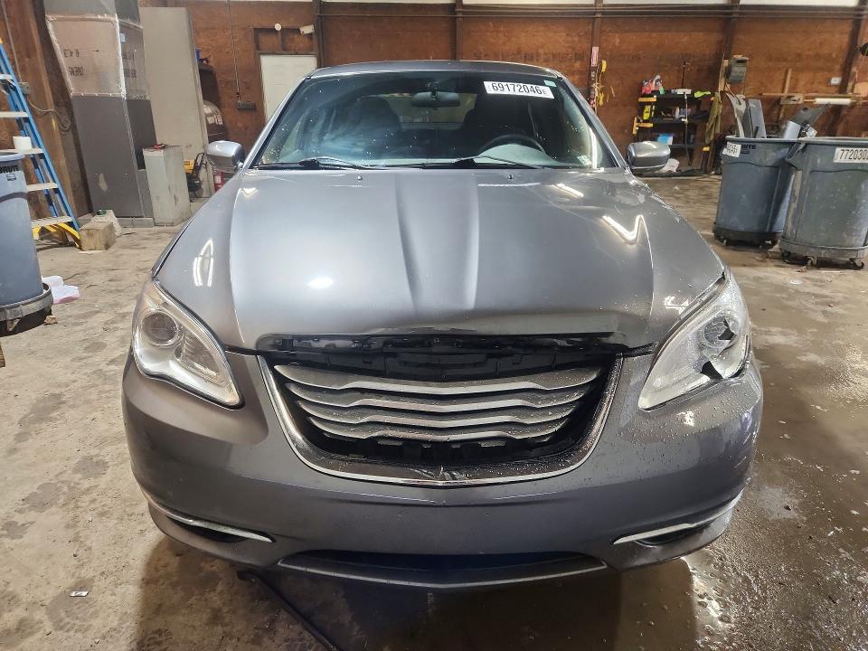 Продаж на аукціоні авто 2012 Chrysler 200, vin: 1C3CCBAB2CN154379, номер лоту: 69172046