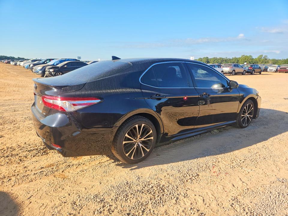 Продажа на аукционе авто 2020 Toyota Camry, vin: 4T1G11AK4LU509342, номер лота: 70374286