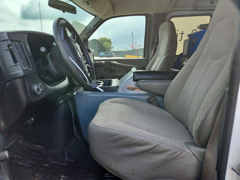 69927536 :رقم المزاد ، 1GCHG39K591104138 vin ، 2009 Chevrolet Express G3500 مزاد بيع