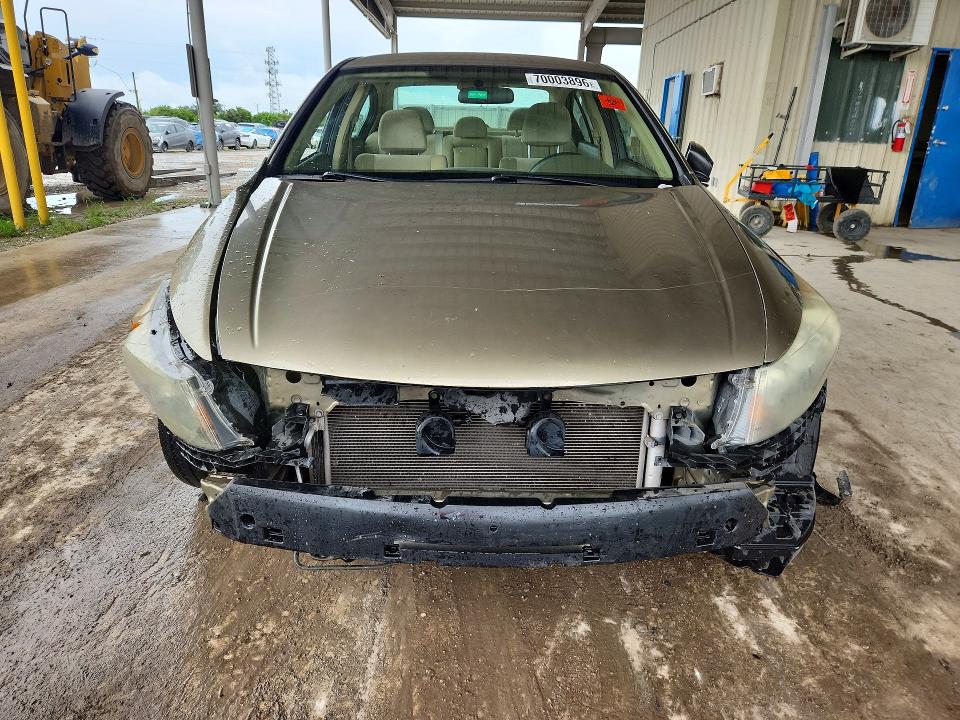 70003896 :رقم المزاد ، 1HGCP2F35AA071424 vin ، 2010 Honda Accord مزاد بيع