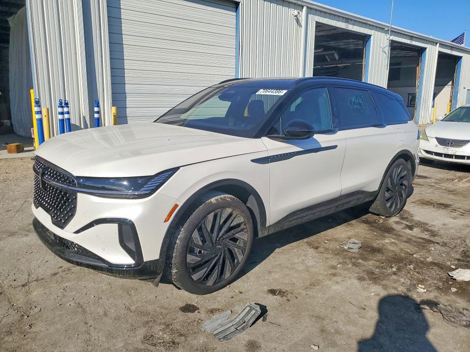 Продажа на аукционе авто 2025 Lincoln Nautilus, vin: 5LMPJ8K45SJ895422, номер лота: 70644386