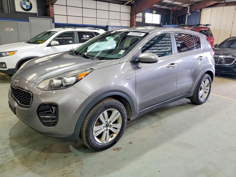 67853886 :رقم المزاد ، KNDPMCAC3H7221219 vin ، 2017 Kia Sportage مزاد بيع