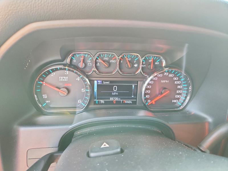 Продаж на аукціоні авто 2018 Chevrolet Silverado, vin: 3GCUCRER2JG288573, номер лоту: 69879036