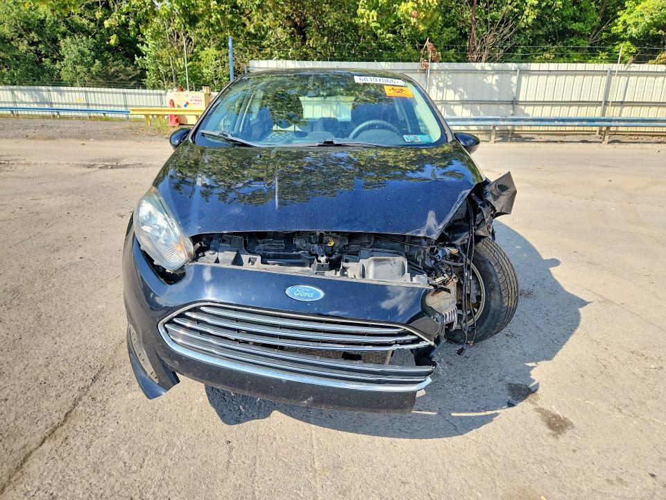 68197066 :رقم المزاد ، 3FADP4EJ1KM113497 vin ، 2019 Ford Fiesta مزاد بيع