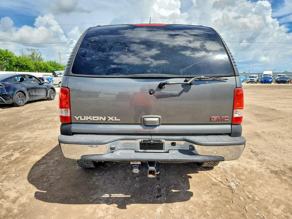 Продаж на аукціоні авто 2000 Gmc Yukon Xl, vin: 3GKEC16T2YG217033, номер лоту: 69632406