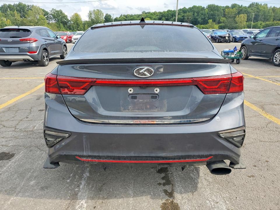 68294386 :رقم المزاد ، 3KPF34AD4ME402479 vin ، 2021 Kia Forte مزاد بيع