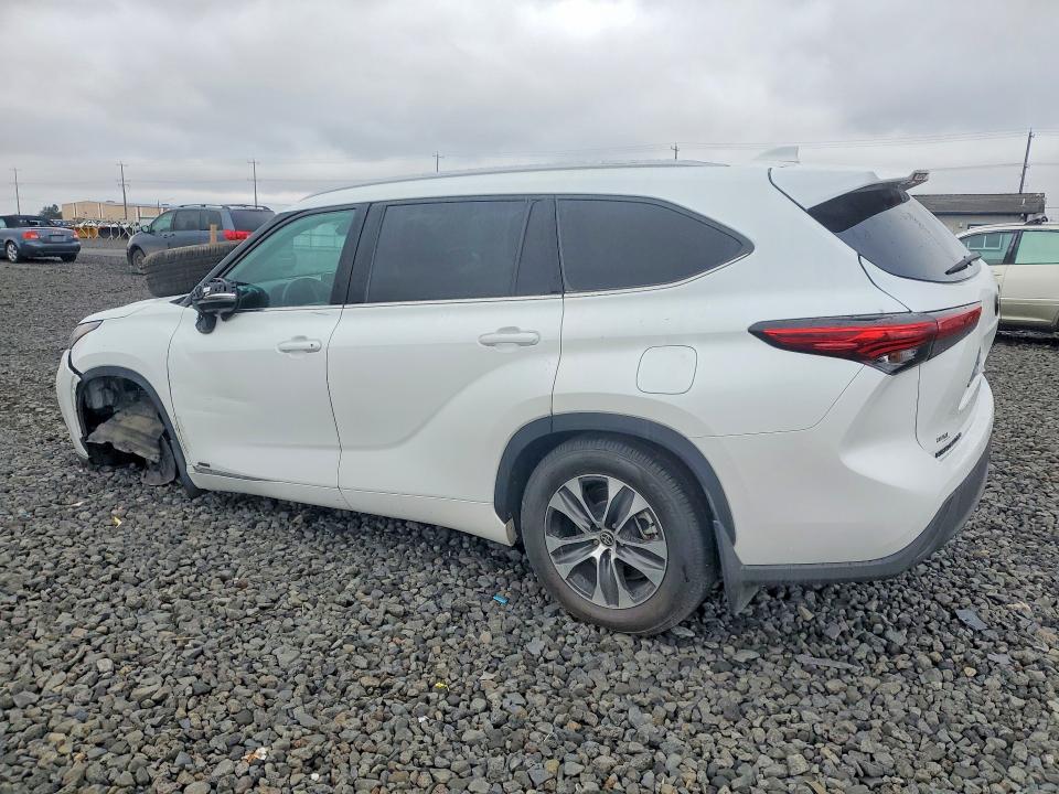 2022 Toyota Highlander Hybrid მანქანა იყიდება აუქციონზე, vin: 5TDHBRCH2NS554647, აუქციონის ნომერი: 67931896