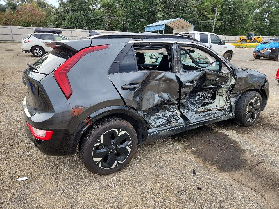 2024 Kia Niro მანქანა იყიდება აუქციონზე, vin: KNDCR3L16R5094359, აუქციონის ნომერი: 67873866