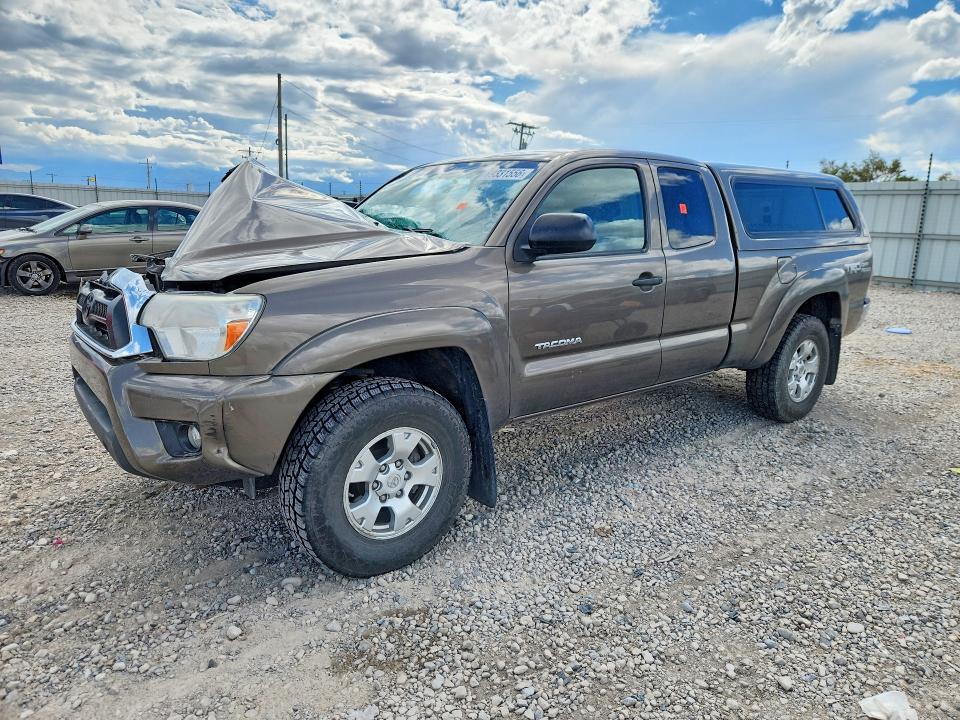 2014 Toyota Tacoma მანქანა იყიდება აუქციონზე, vin: 5TFUU4EN4EX108718, აუქციონის ნომერი: 69331556