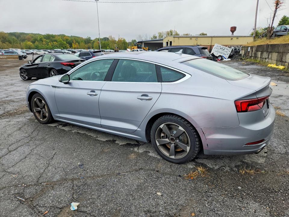 70276816 :رقم المزاد ، WAUBNCF51KA029001 vin ، 2019 Audi A5 مزاد بيع