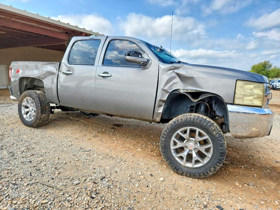 67730976 :رقم المزاد ، 3GCPKSE76DG125645 vin ، 2013 Chevrolet Silverado مزاد بيع