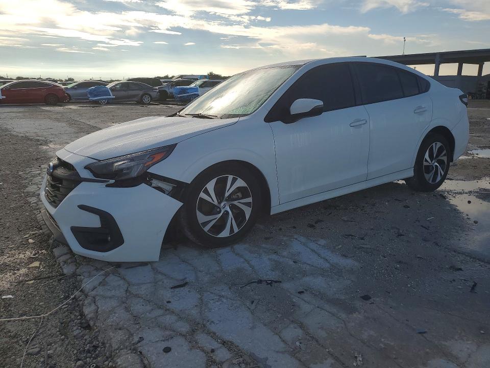69398846 :رقم المزاد ، 4S3BWAD64S3002833 vin ، 2025 Subaru Legacy مزاد بيع
