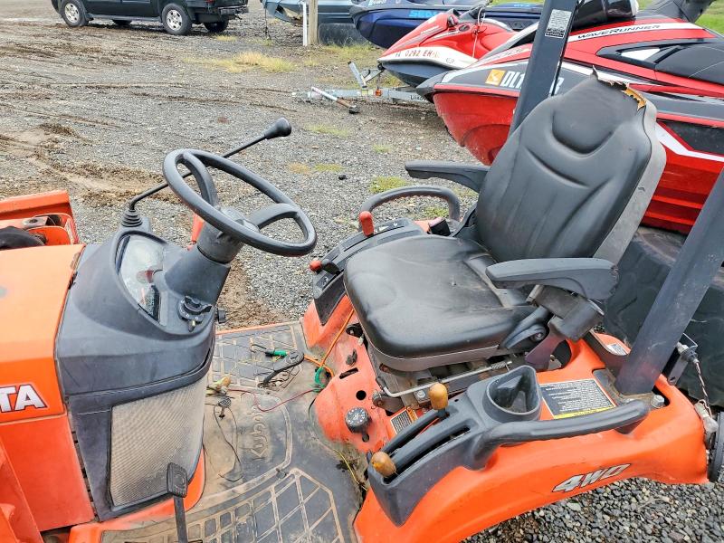 Продажа на аукционе авто 2017 Kubota Unknown, vin: BX237050752, номер лота: 68155486