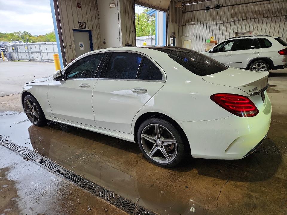 70877036 :رقم المزاد ، 55SWF4KB0FU039257 vin ، 2015 Mercedes-benz C مزاد بيع