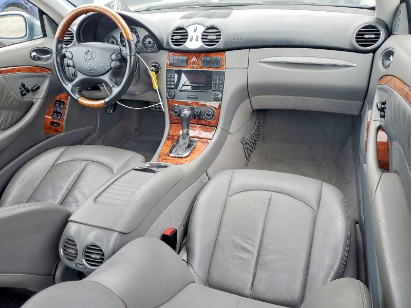 69182636 :رقم المزاد ، WDBTJ56H76F200477 vin ، 2006 Mercedes-benz Clk مزاد بيع