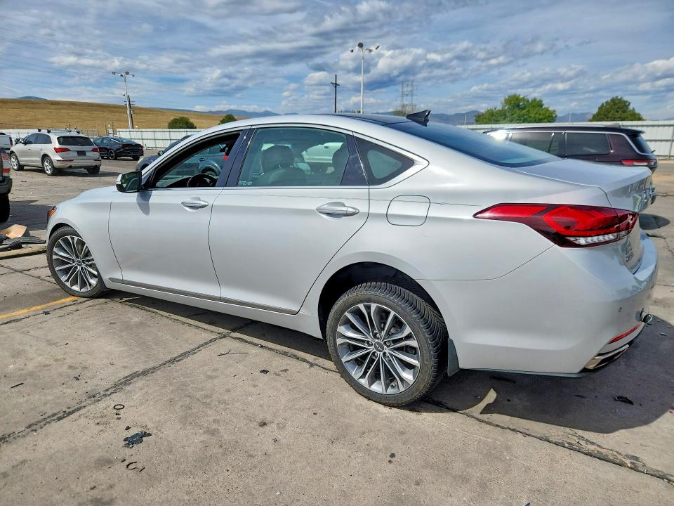 Продажа на аукционе авто 2015 Hyundai Genesis, vin: KMHGN4JE4FU072009, номер лота: 68840526