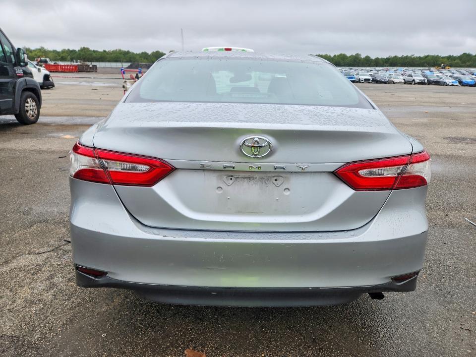 Продаж на аукціоні авто 2018 Toyota Camry, vin: 4T1B11HK0JU541783, номер лоту: 70623676