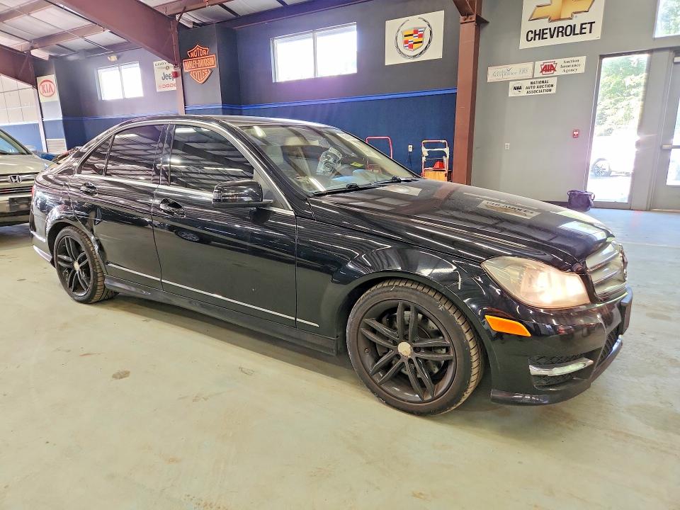 68648356 :رقم المزاد ، WDDGF8AB7DR295486 vin ، 2013 Mercedes-benz C مزاد بيع