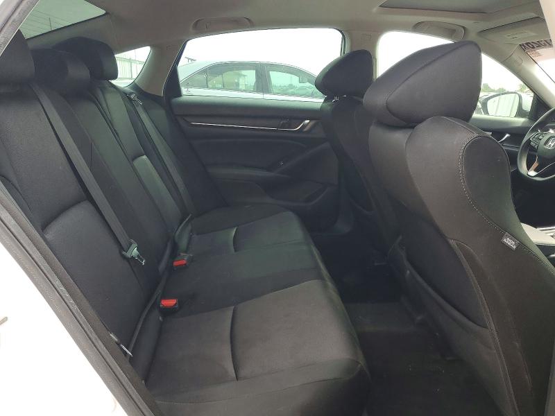 67881526 :رقم المزاد ، 1HGCV1F41KA074878 vin ، 2019 Honda Accord مزاد بيع