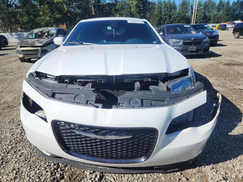 Продаж на аукціоні авто 2016 Chrysler 300, vin: 2C3CCABG0GH170535, номер лоту: 71055716