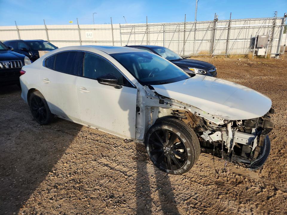 68130646 :رقم المزاد ، JM1BPBDY2R1650651 vin ، 2024 Mazda 3 مزاد بيع
