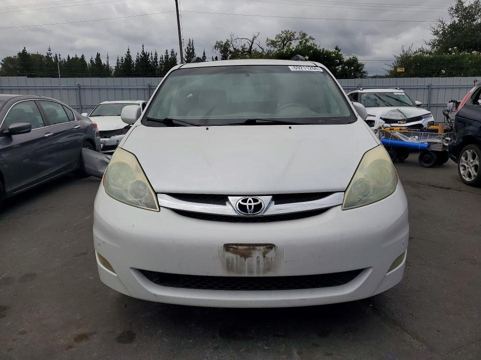 69211266 :رقم المزاد ، 5TDZA22CX6S530487 vin ، 2006 Toyota Sienna مزاد بيع