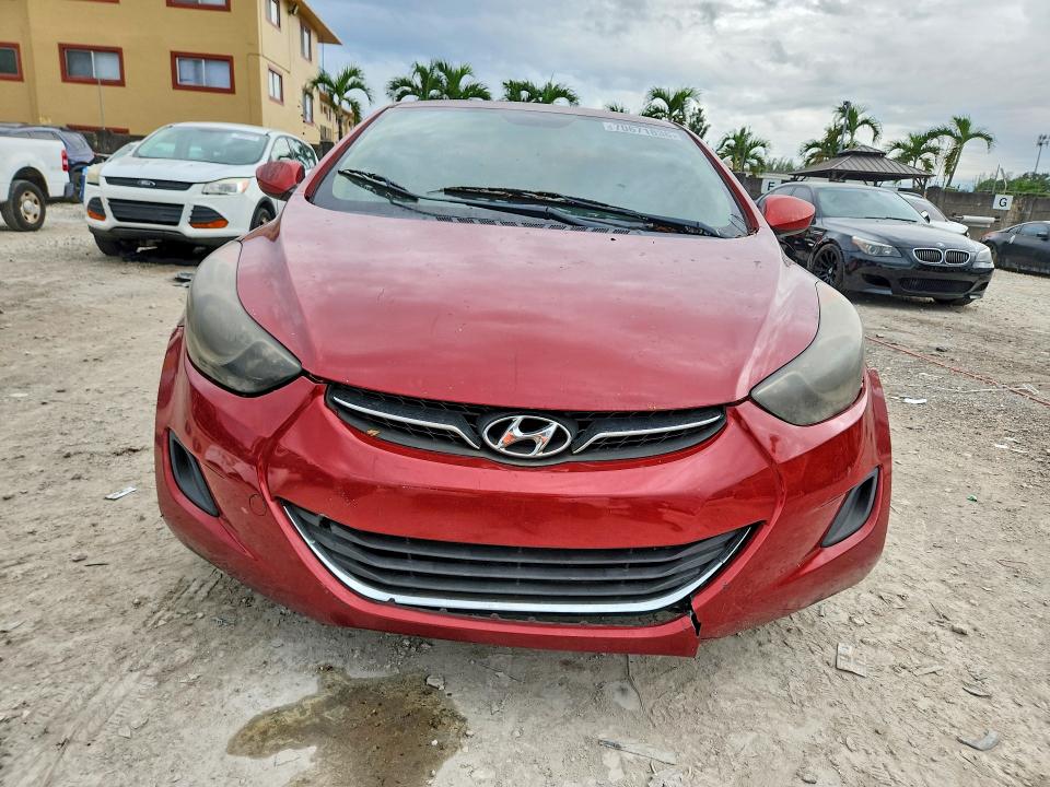 2011 Hyundai Elantra მანქანა იყიდება აუქციონზე, vin: KMHDH4AE7BU103418, აუქციონის ნომერი: 70671836