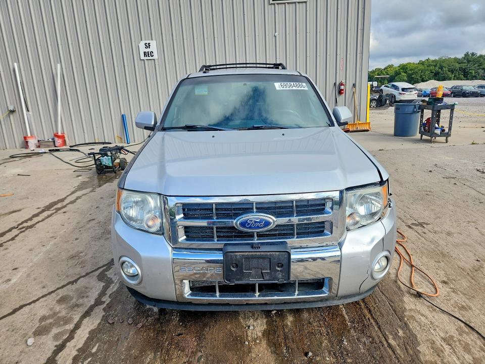 69584886 :رقم المزاد ، 1FMCU9EG6BKB65825 vin ، 2011 Ford Escape مزاد بيع