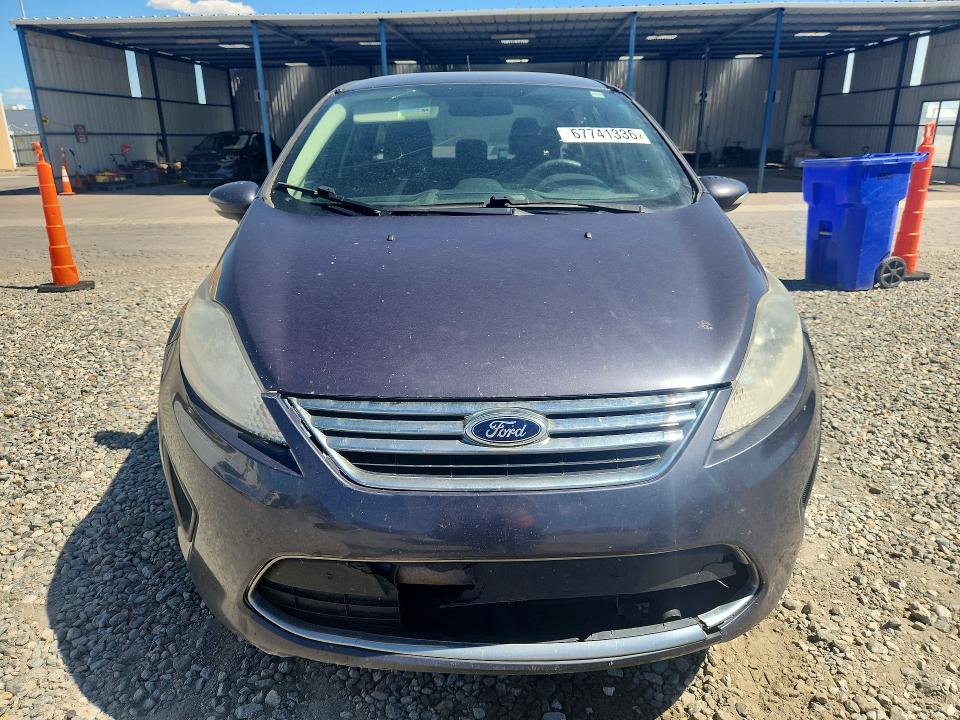 67741336 :رقم المزاد ، 3FADP4BJ1DM183749 vin ، 2013 Ford Fiesta مزاد بيع
