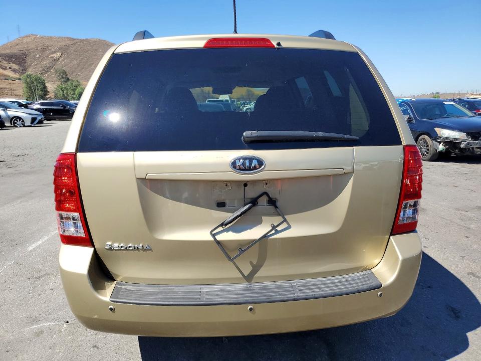 2011 Kia Sedona მანქანა იყიდება აუქციონზე, vin: KNDMG4C76B6377770, აუქციონის ნომერი: 68235196