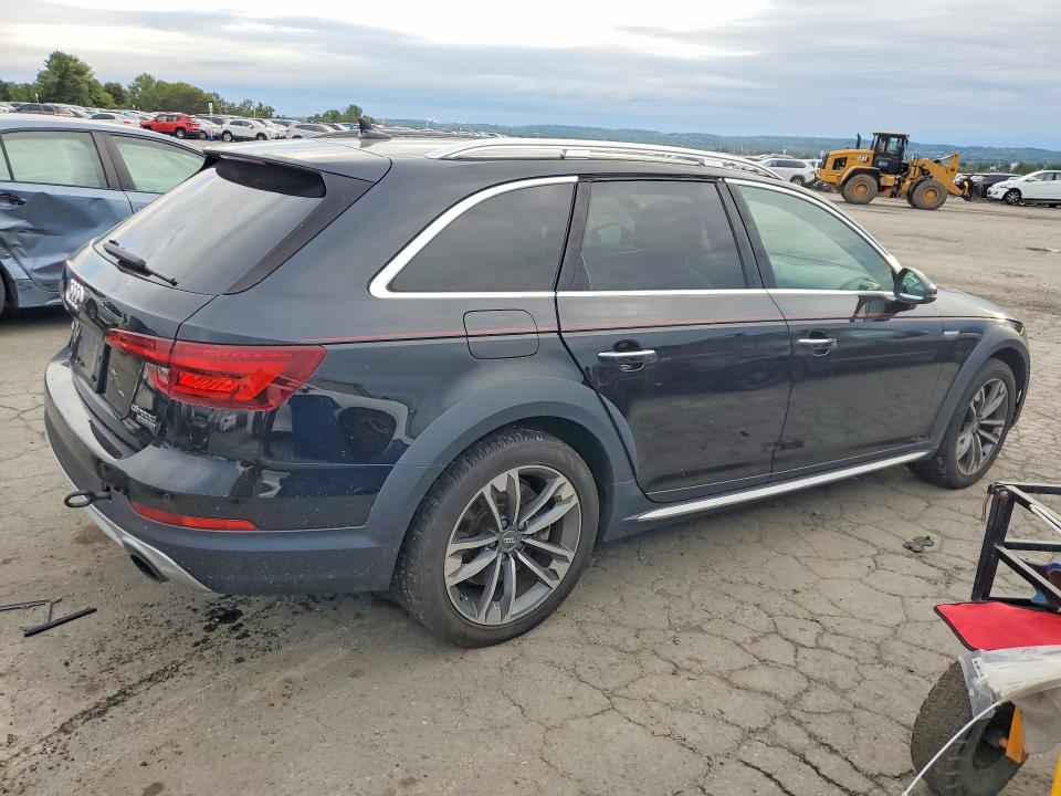 Продаж на аукціоні авто 2018 Audi A4 Allroad, vin: WA18NAF40JA031940, номер лоту: 69545056