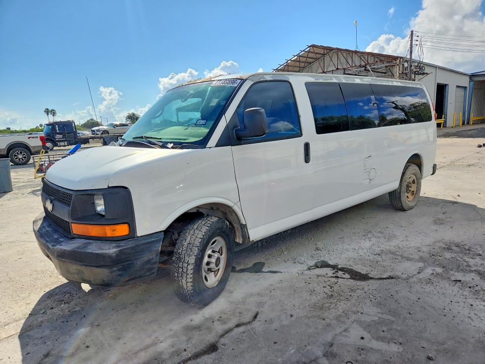 68189896 :رقم المزاد ، 1GAHG39K281196560 vin ، 2008 Chevrolet Express G3500 مزاد بيع