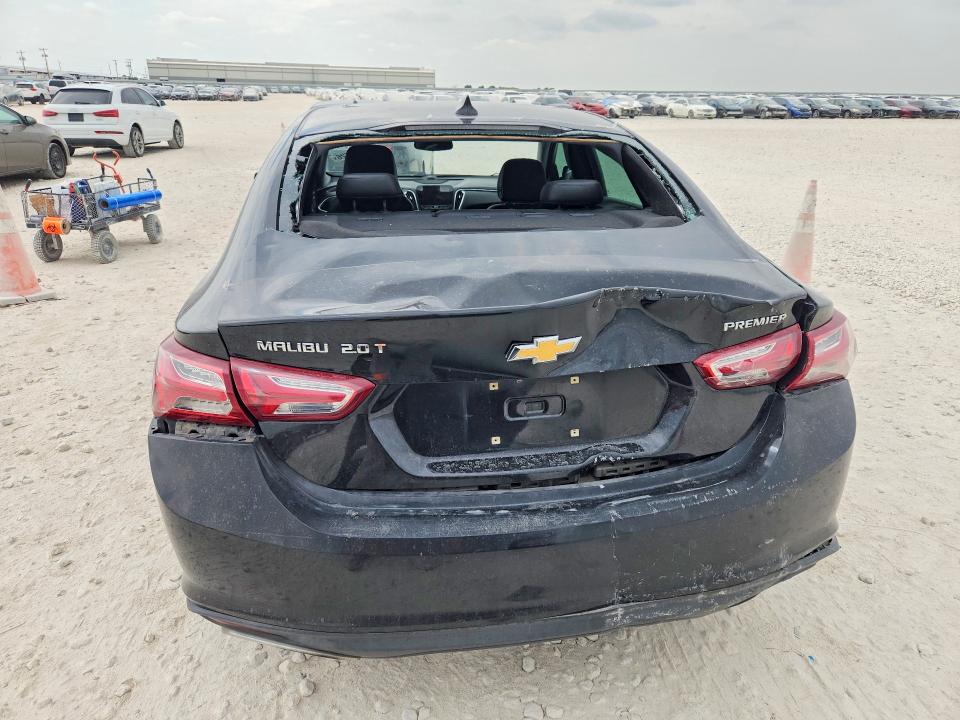 67660526 :رقم المزاد ، 1G1ZE5SX5LF061743 vin ، 2020 Chevrolet Malibu مزاد بيع