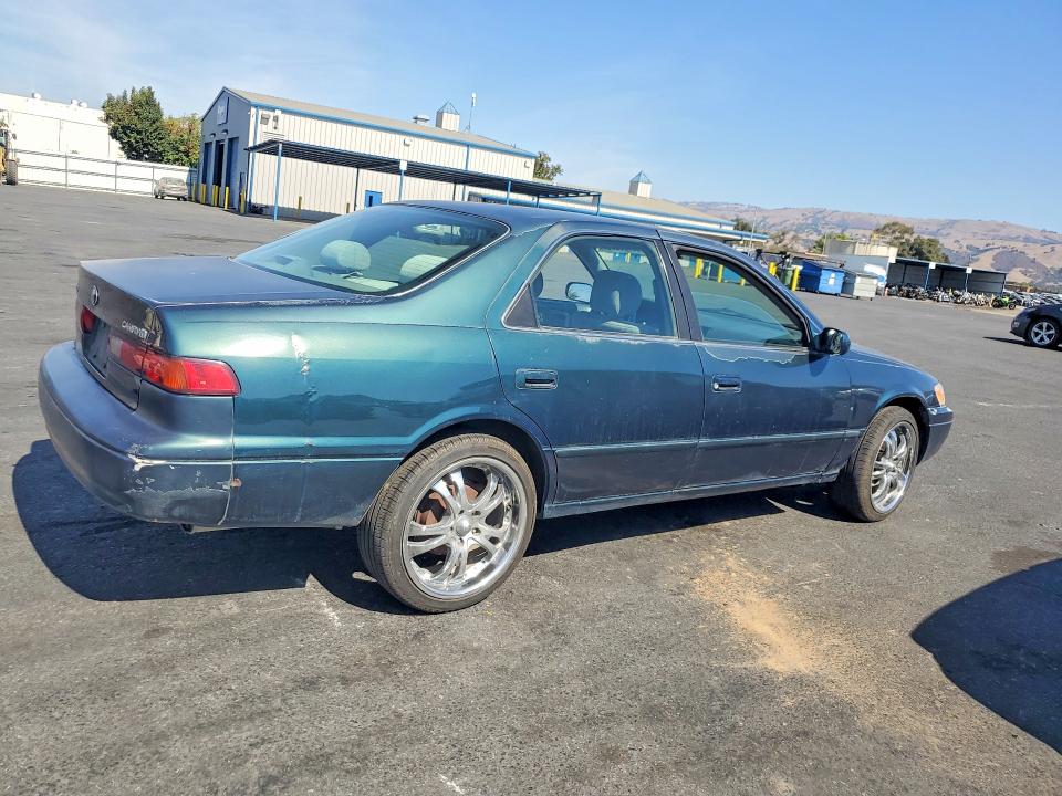 Продаж на аукціоні авто 1998 Toyota Camry, vin: JT2BG22K5W0222971, номер лоту: 69723686