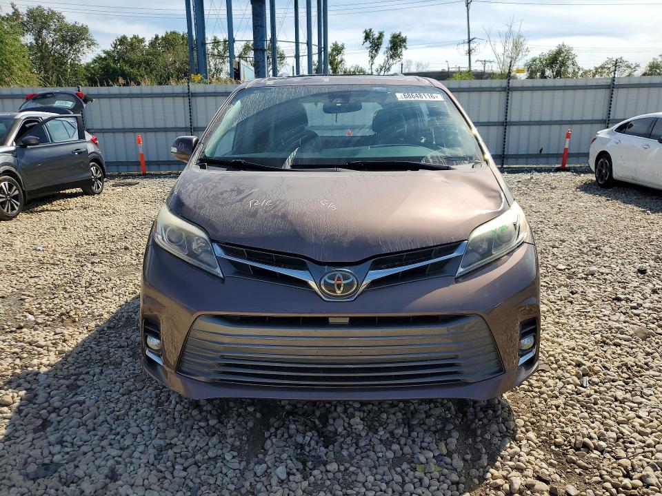 Продаж на аукціоні авто 2018 Toyota Sienna, vin: 5TDYZ3DC2JS938580, номер лоту: 68648116
