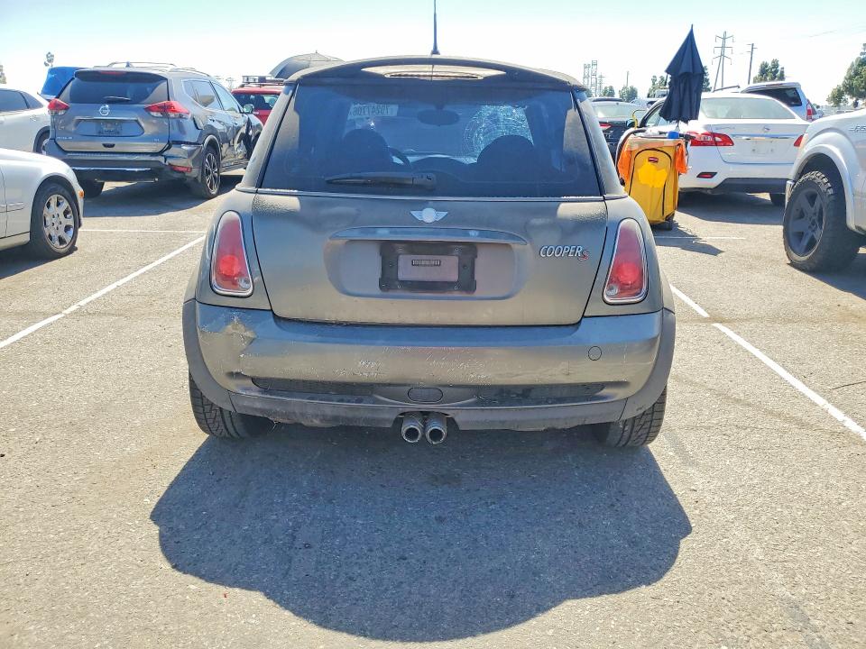 Продажа на аукционе авто 2006 Mini Cooper, vin: WMWRE33506TL20067, номер лота: 70247706