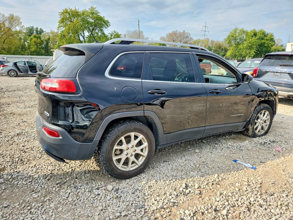 Продаж на аукціоні авто 2018 Jeep Cherokee, vin: 1C4PJLCB7JD563390, номер лоту: 68868566