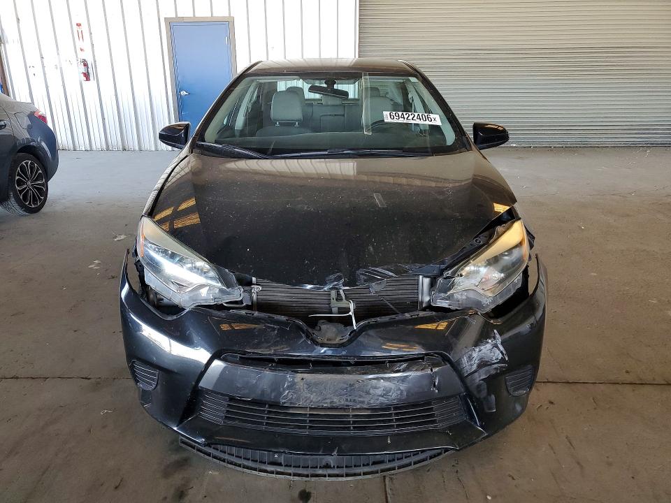 69422406 :رقم المزاد ، 5YFBURHEXGP415117 vin ، 2016 Toyota Corolla مزاد بيع